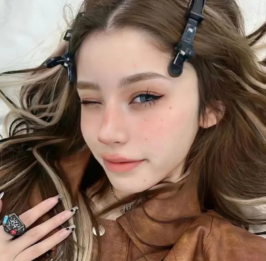 麻雀女王追男仔
