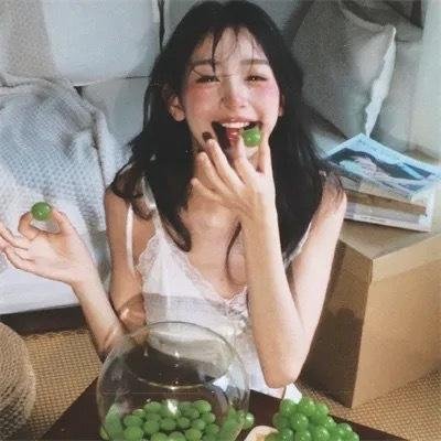 一人有一点颜色